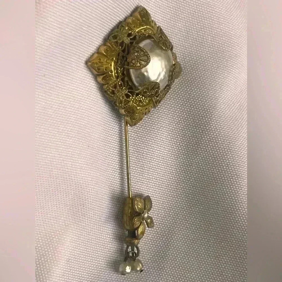 Vintage Very Rare Miriam Haskell Signed Chanel  PIN rare 2.75”perfect condition - Picture 1 of 7